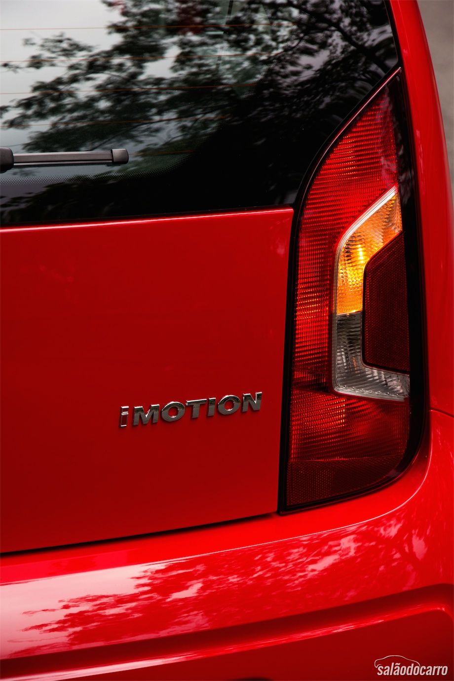 Detalhe do emblema I-Motion