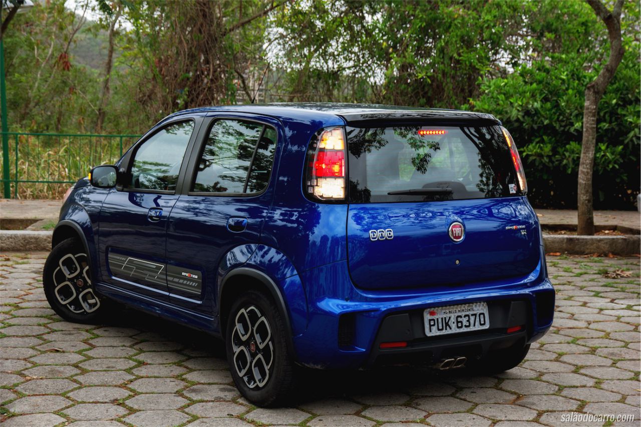 Fiat Uno Sporting Dualogic Testes Salão do Carro