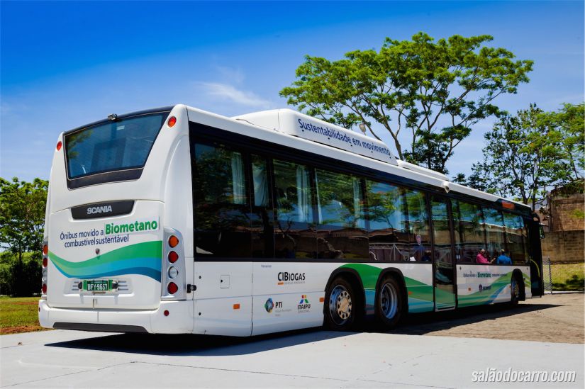 Ônibus da Scania movido a biometano