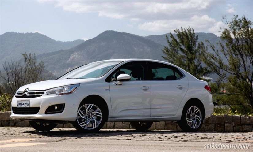 Citroën C4 Lounge THP Flex Exclusive
