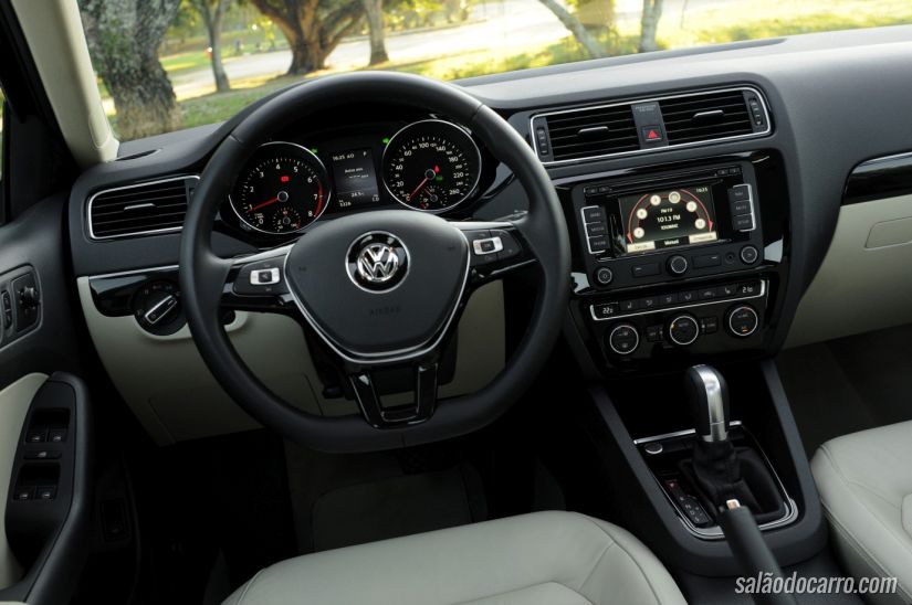 Interior do novo Jetta Highline