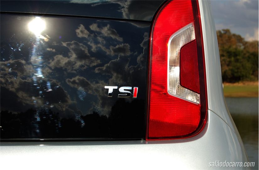 Volkswagen up! TSI