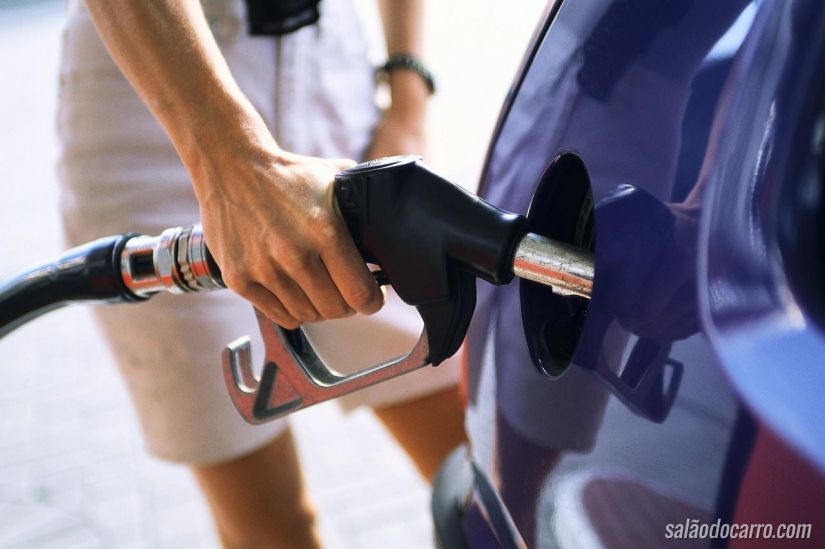 Como economizar gasolina sem causar problemas?
