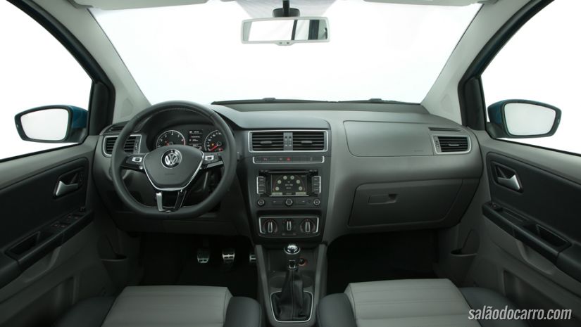 VW Fox ganhará transmissão automática em 2017