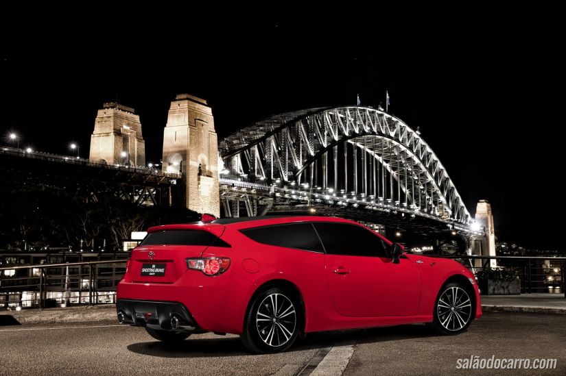 Toyota GT86 é feito a mão no Japão