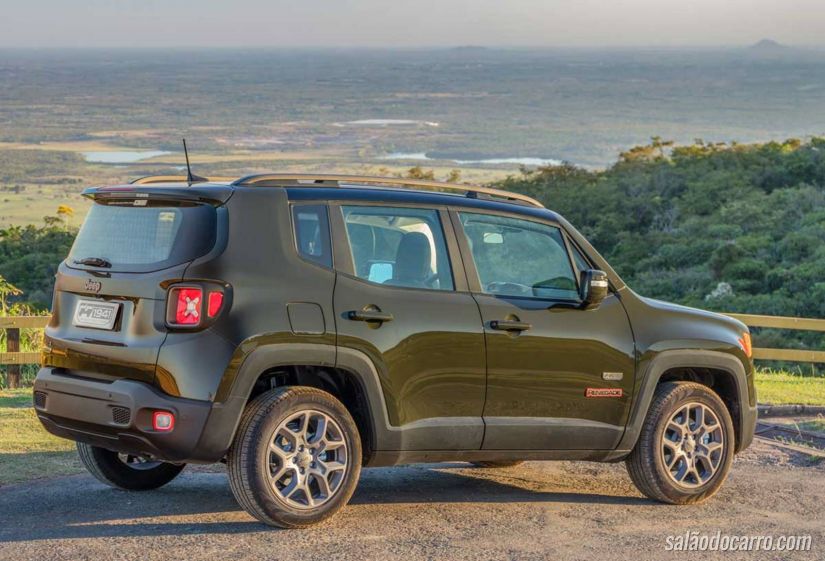 Jeep Renegade ganha série especial de 75 anos
