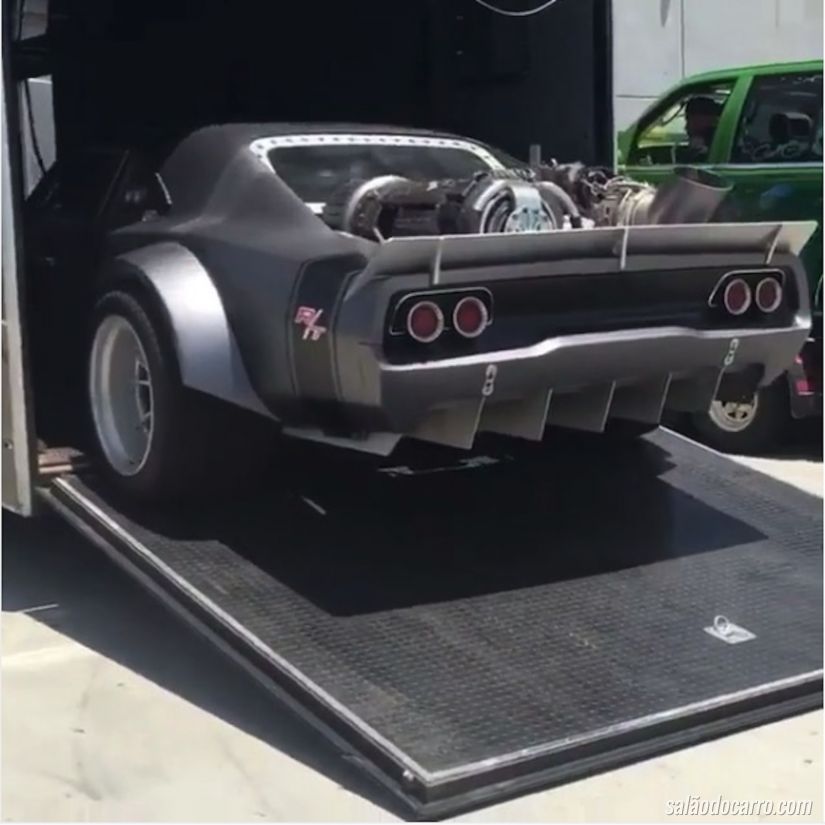 Vin Diesel terá carro com motor de avião a jato em Velozes e Furiosos 8