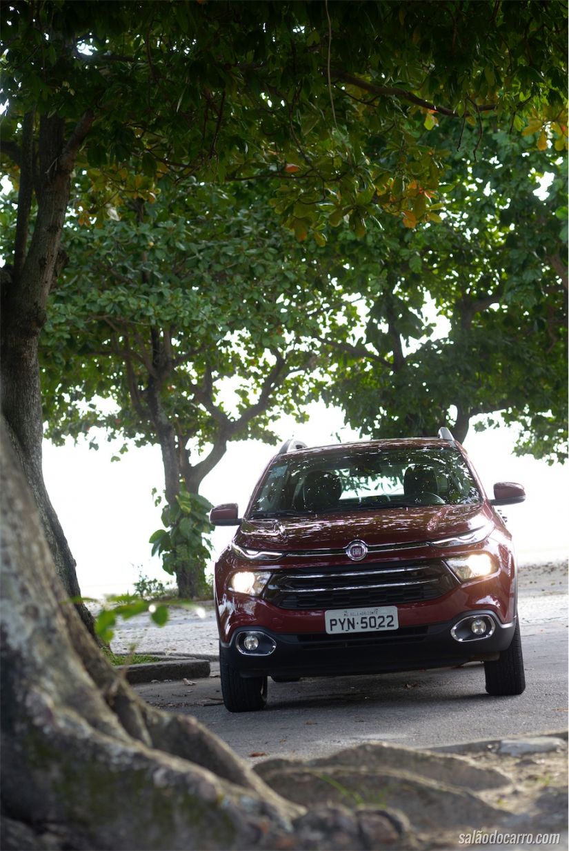 Fiat Toro Freedom 2.4 AT9