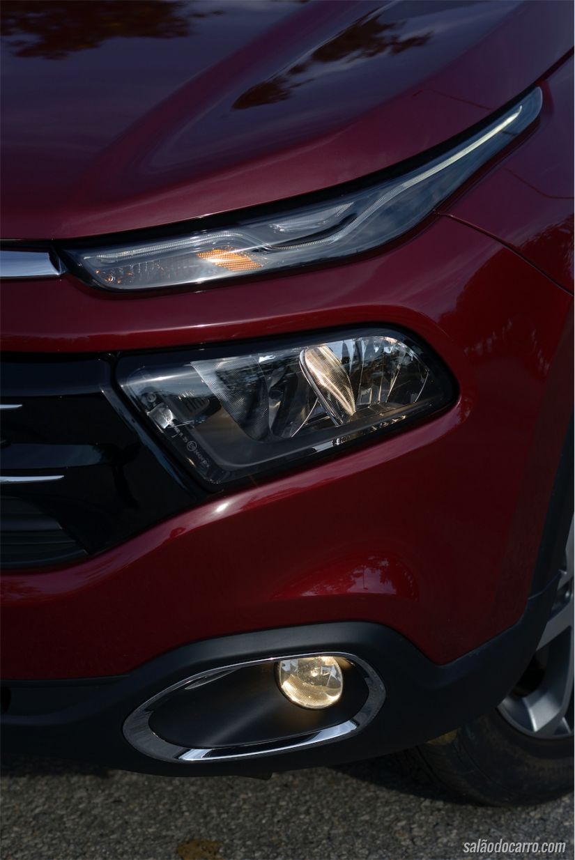 Fiat Toro Freedom 2.4 AT9