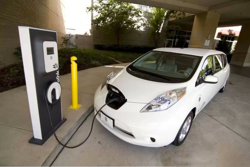 Estudo afirma que carros elétricos podem custar caro ao planeta