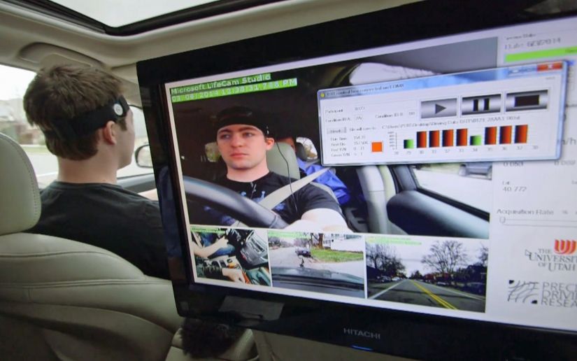 Estudo indica que sistemas multimídia distraem muito os motoristas