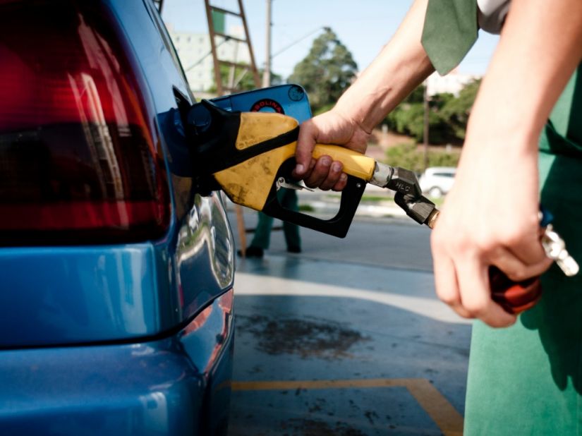 Preço médio da gasolina segue subindo em 2018