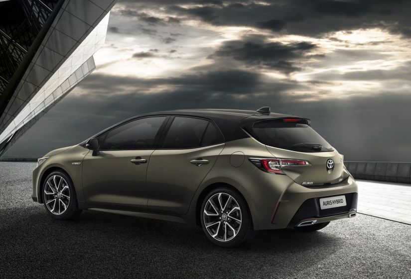 Toyota apresenta nova geração do Corolla hatch
