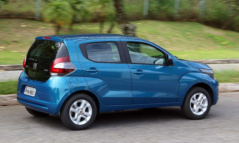 Fiat convoca recall de 11 mil carros no Brasil