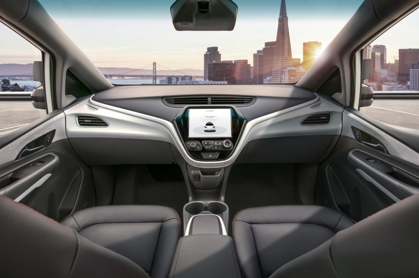 Tesla quer lançar táxis autônomos sem volante no ano que vem