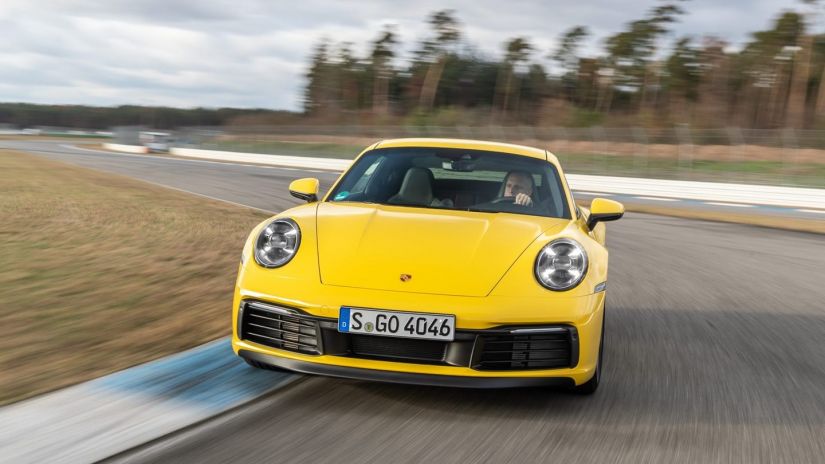 Novo Porsche 911 começará a ser vendido ainda neste mês no Brasil