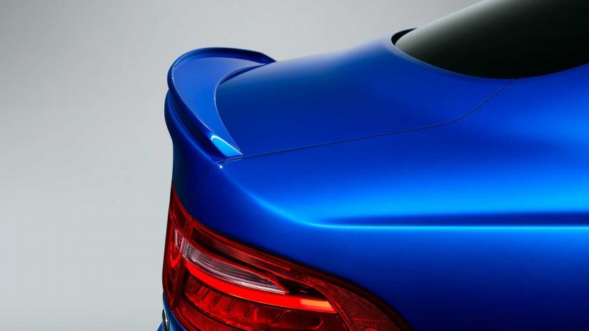 Jaguar lança edição Touring para SE SV Project 8