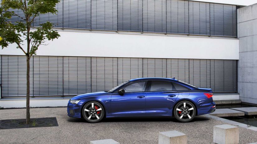 Audi anuncia versão híbrida plug-in do A6