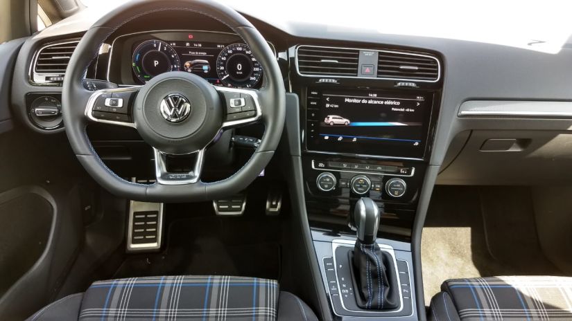 Volkswagen confirma início das vendas do novo Golf GTE no Brasil
