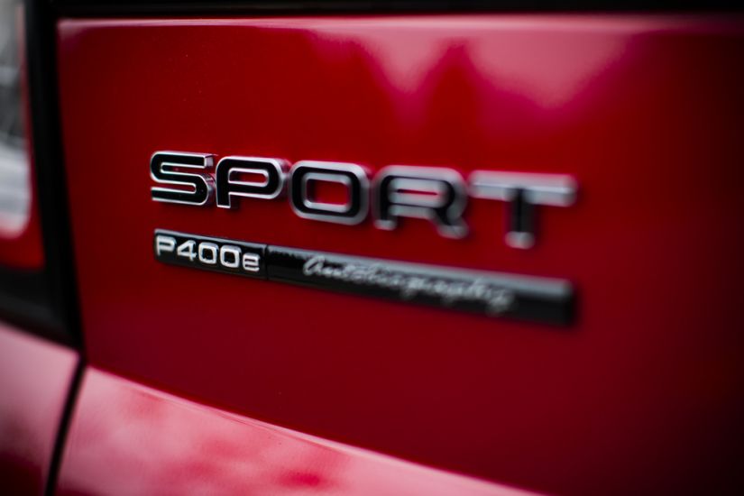 Land Rover venderá Range Rover híbrido por R$ 511.100 no Brasil