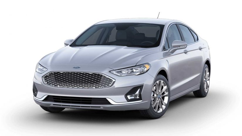 Ford Fusion ganha última atualização antes de sair de linha
