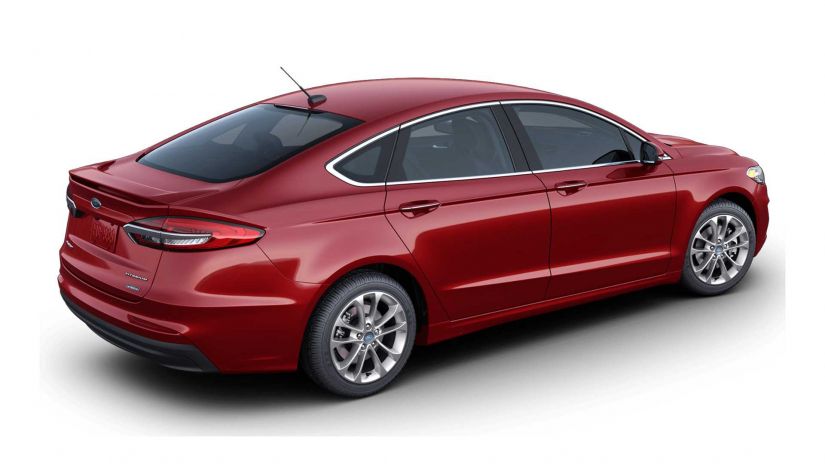 Ford Fusion ganha última atualização antes de sair de linha