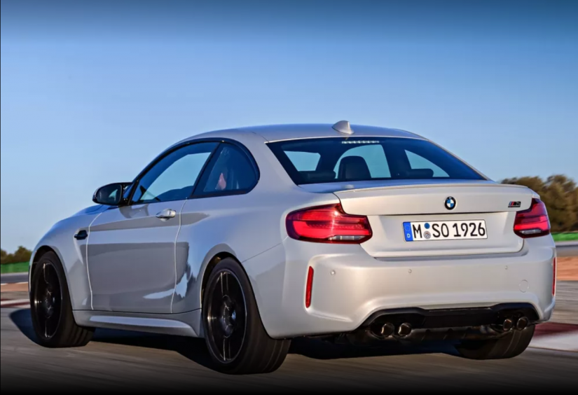 BMW M2 Competition é lançado no Brasil por R$ 439.950