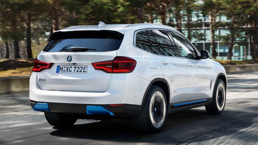 BMW Série 5 e X1 passarão a ser vendidos somente em versão elétrica