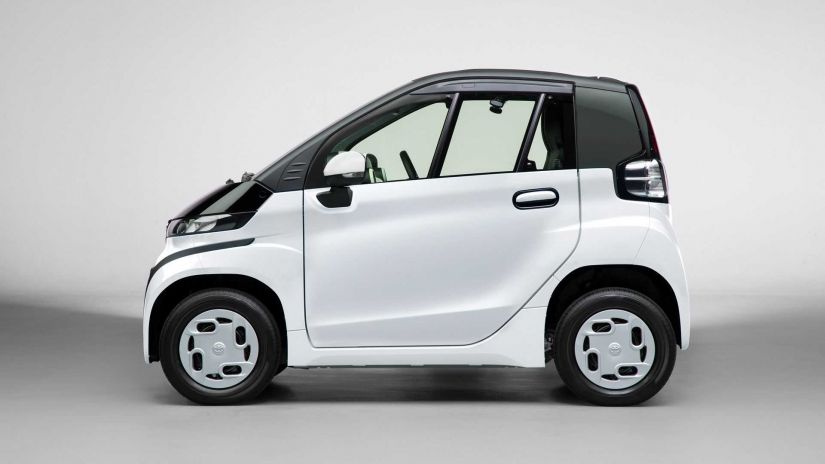 Toyota lança modelo de carro elétrico de baixo custo