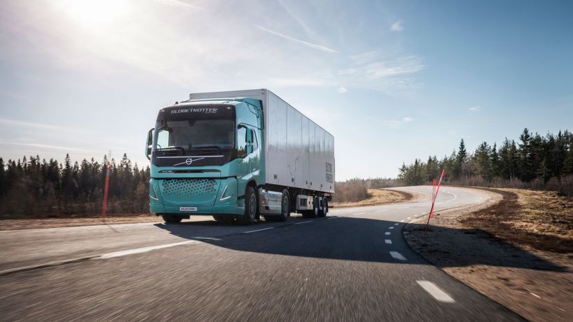 Volvo registra recorde de pedidos de caminhões elétricos