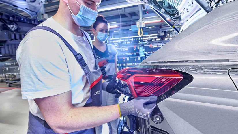 Volkswagen suspende produção de carros elétricos