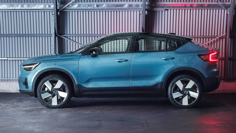 Starbucks fecha parceria com Volvo nos EUA para instalação de pontos de recarga