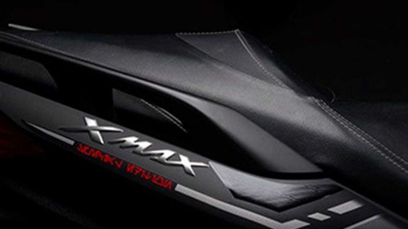Maxi-scooter Yamaha XMax ganha série especial Darth Vader - Foto 4