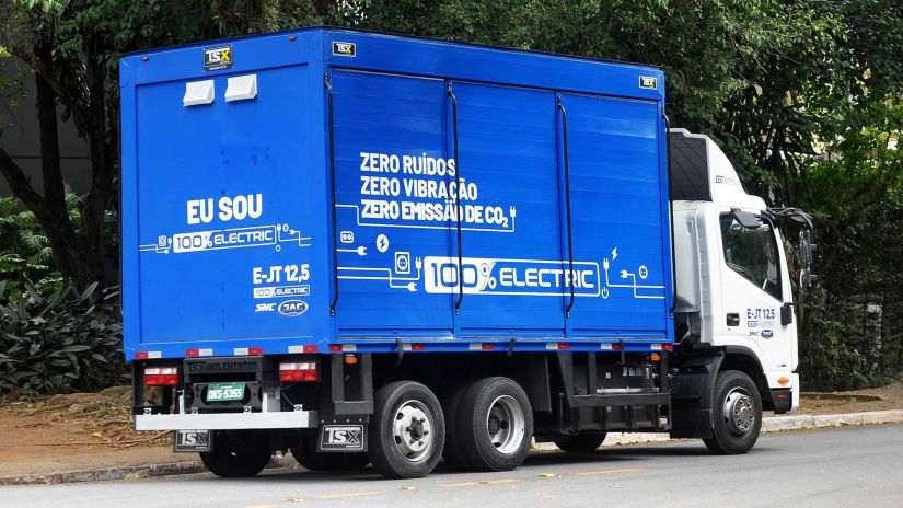 JAC lança novo modelo de caminhão elétrico no Brasil
