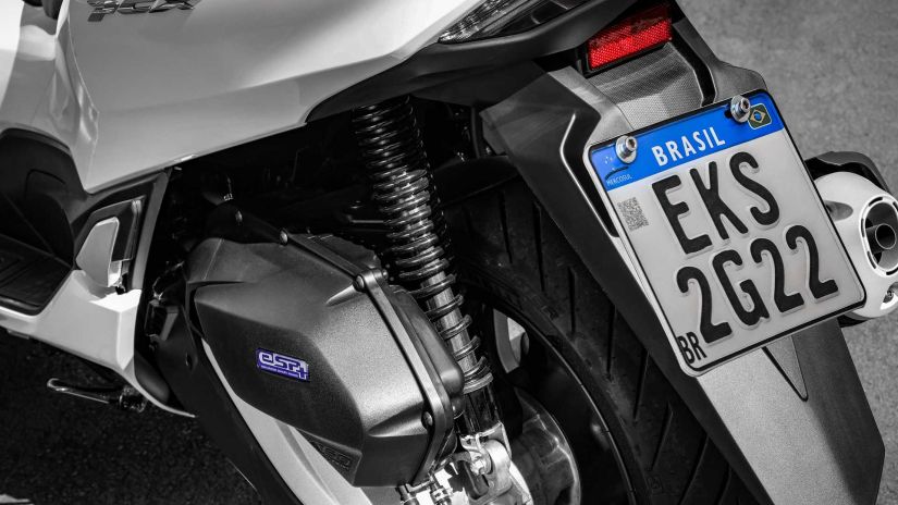 Honda anuncia nova moto PCX 2023 com motor mais potente - Foto 8