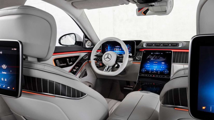 Mercedes apresenta novo modelo AMG S 63 E Performance