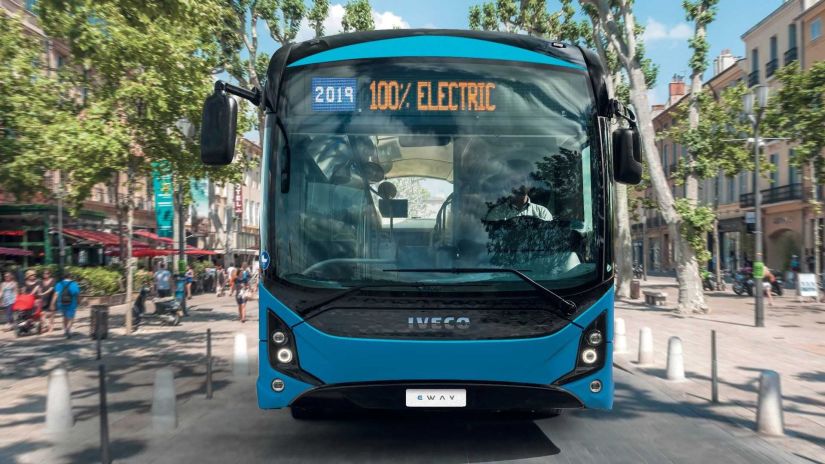 Iveco apresenta modelo de ônibus elétrico E-Way