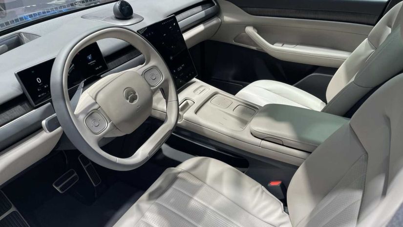 NIO apresenta versão reestilizada do SUV elétrico ES8