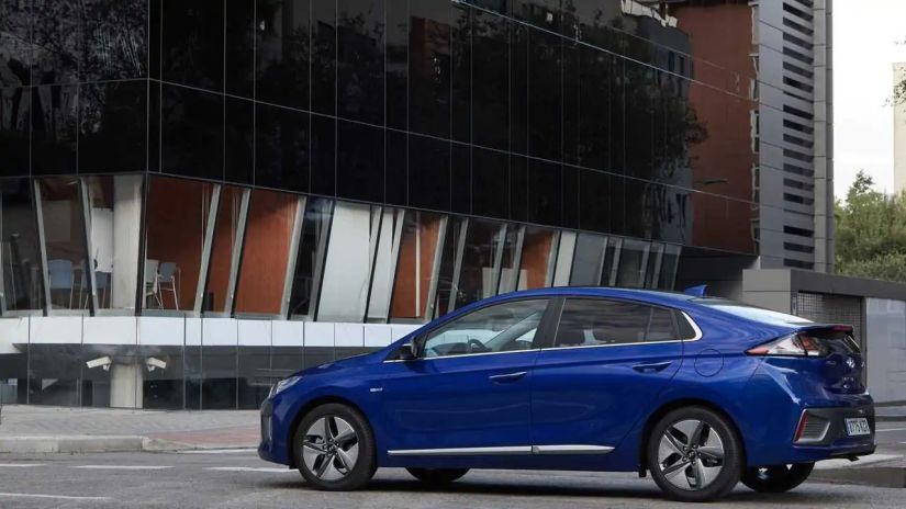 Hyundai Ioniq HEV começa a ser vendido no Brasil por quase R$ 200 mil