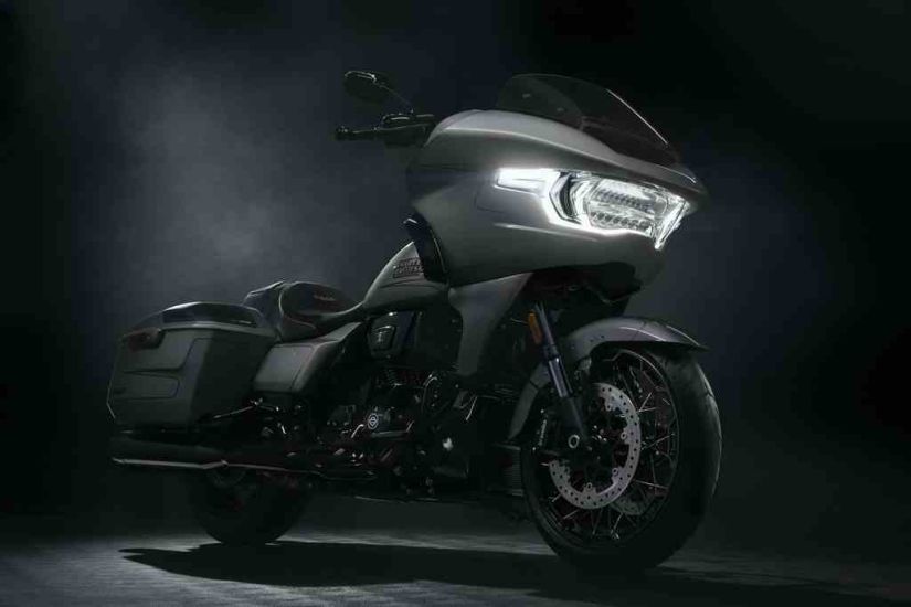 Harley-Davidson divulga primeiras imagens dos modelos CVO 2023 - Foto 1