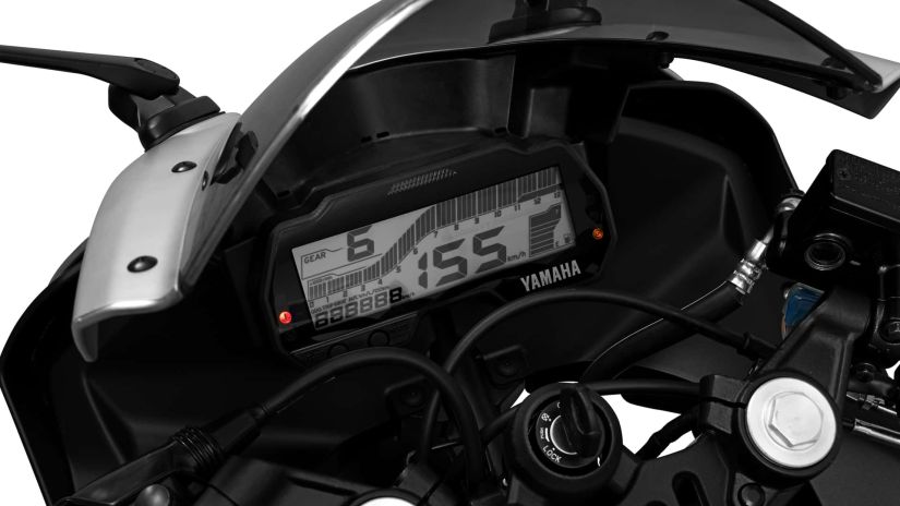 Yamaha anuncia nova moto esportiva R15 para o mercado brasileiro