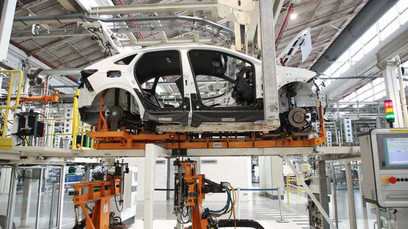 Volkswagen confirma suspensão parcial da produção de carros no Brasil
