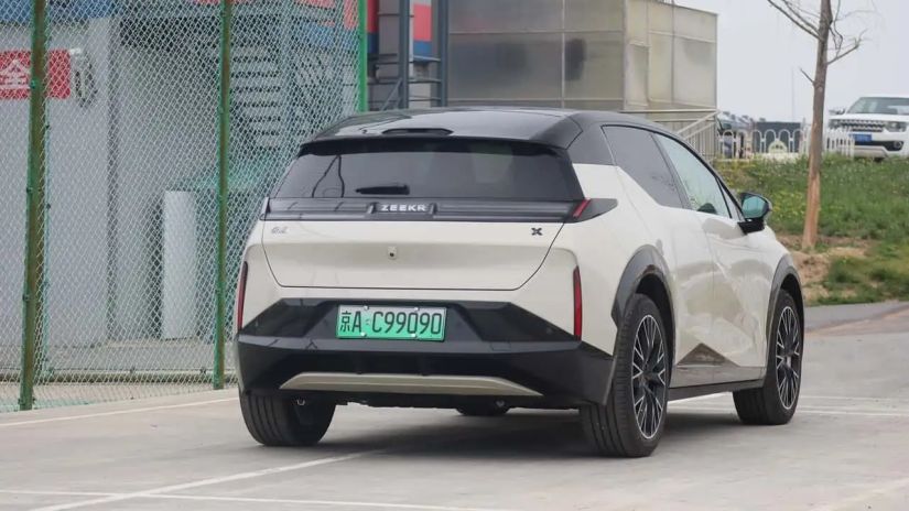 Zeekr X ganha nova versão na China com preço mais barato