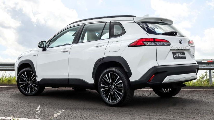 Toyota lança novo Corolla Cross 2026 no Brasil