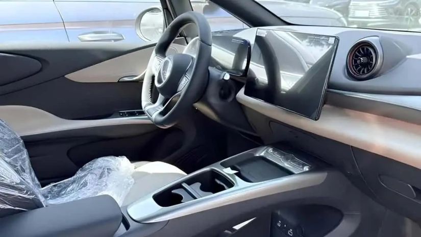 BYD apresenta novo Dolphin com ADAS God’s Eye e visual renovado