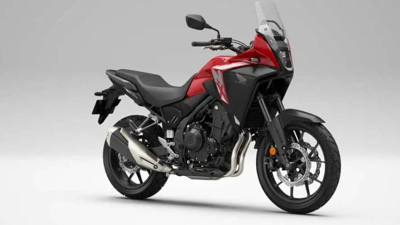 Honda vai relançar moto Hornet no mercado brasileiro