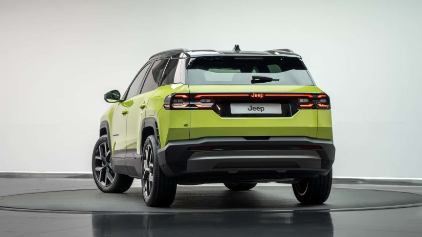 Novo Compass 2026 chega com opções híbridas e elétricas