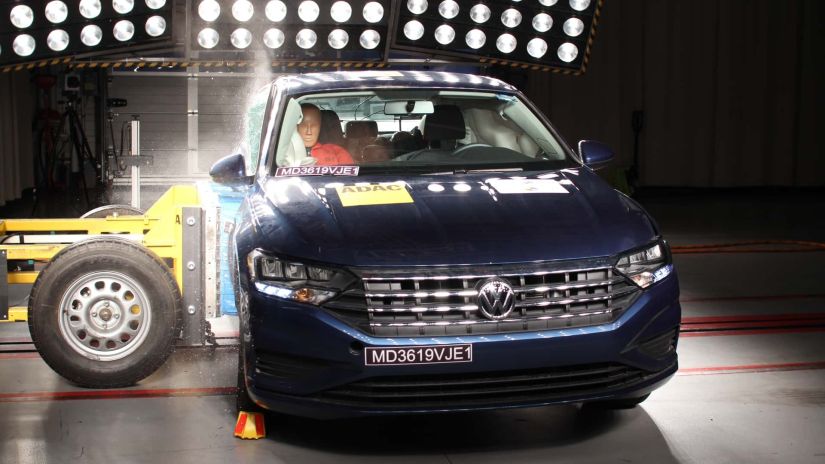 Volkswagen Jetta 2025 consegue 5 estrelas em teste de segurança
