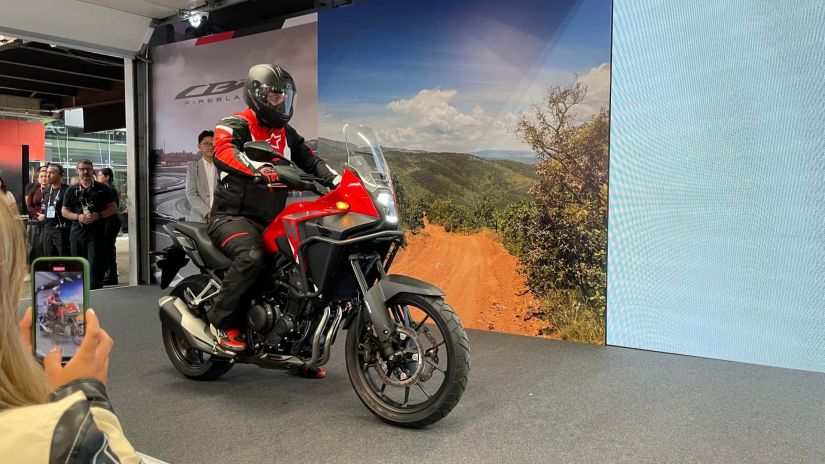 Honda antecipa preços das novas Hornet e NX500