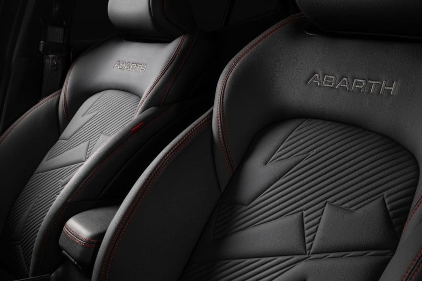 Fiat revela novo Pulse Abarth 2026